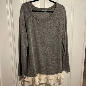 Jodifl Tunic style sweater size large